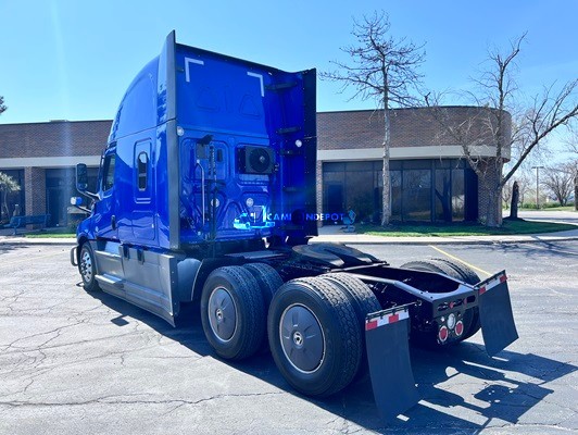 Truck Thumbnail 4