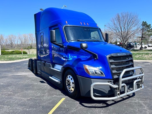 Truck Thumbnail 3