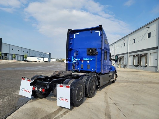 Truck Thumbnail 2