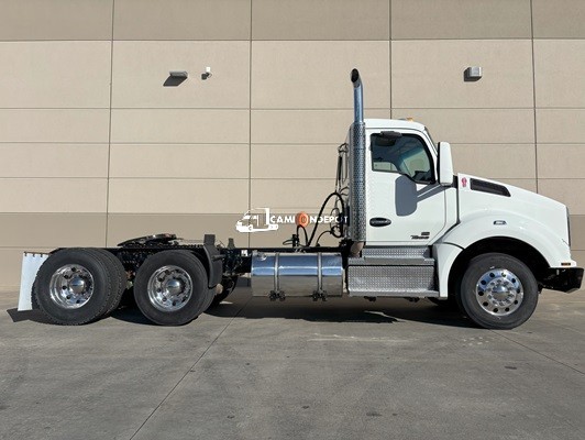 Truck Thumbnail 2