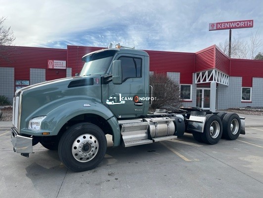 Truck