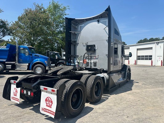 Truck Thumbnail 2