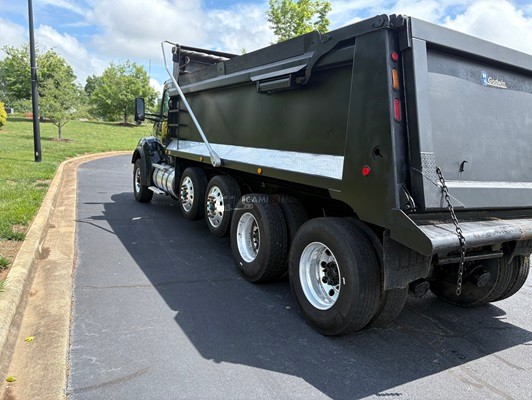 Truck Thumbnail 4