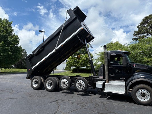 Truck Thumbnail 2