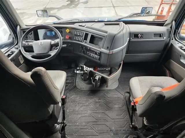 Truck Thumbnail 4