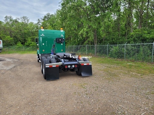 Truck Thumbnail 2