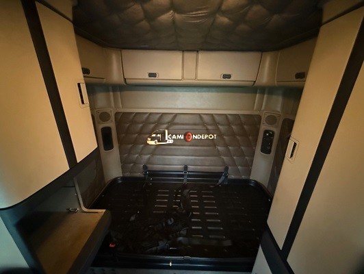 Truck Thumbnail 5