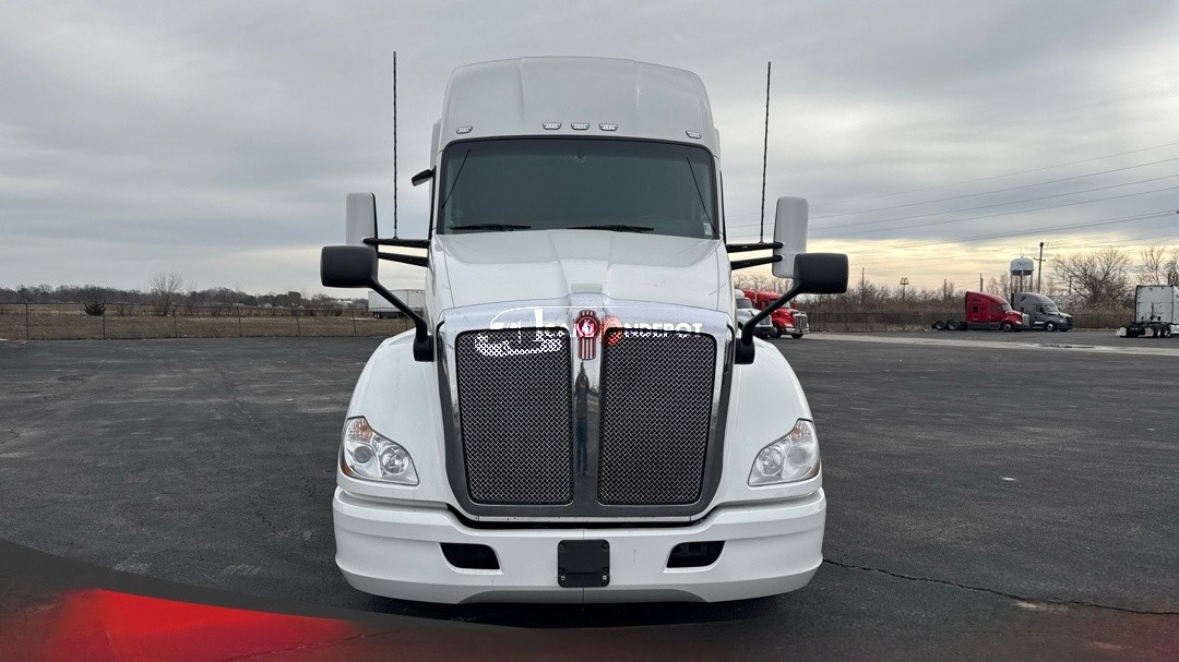 Truck Thumbnail 2