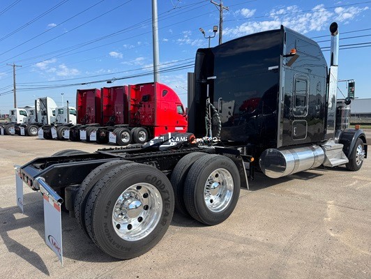 Truck Thumbnail 2