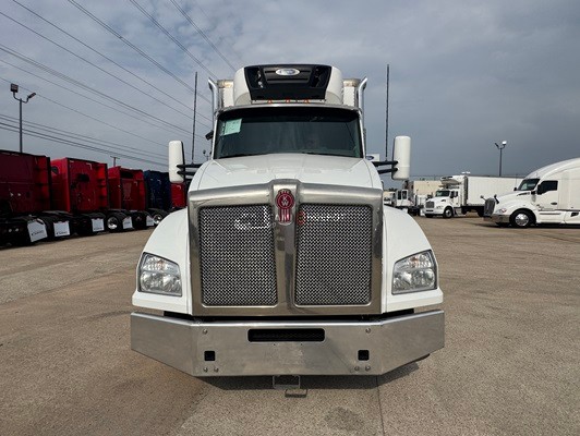 Truck Thumbnail 2