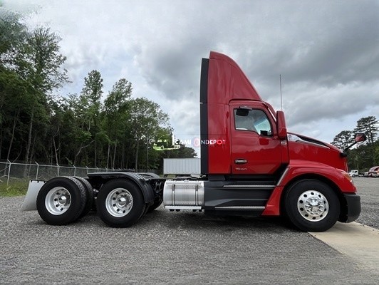 Truck Thumbnail 2
