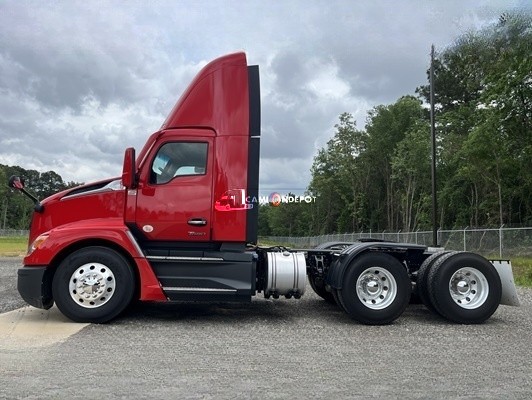 Truck Thumbnail 4