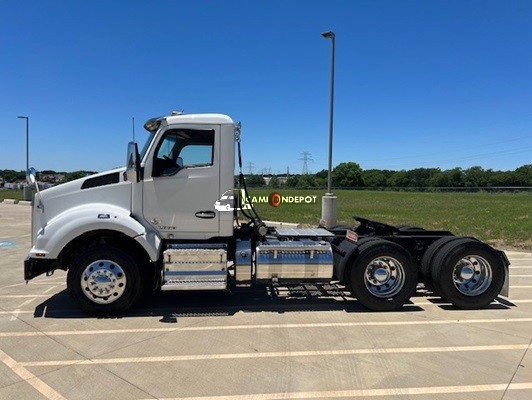 Truck Thumbnail 4