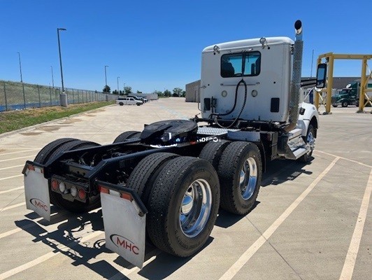 Truck Thumbnail 2