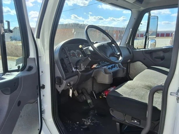 Truck Thumbnail 6