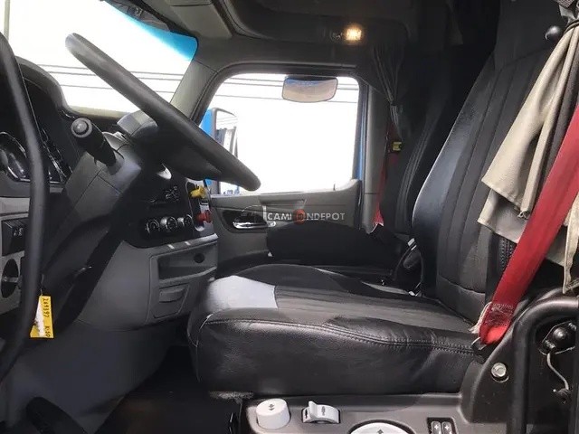 Truck Thumbnail 5