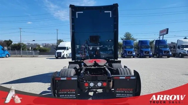 Truck Thumbnail 2