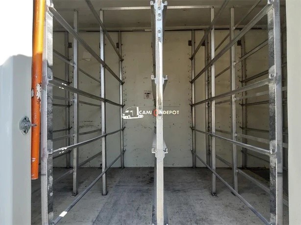 Truck Thumbnail 6