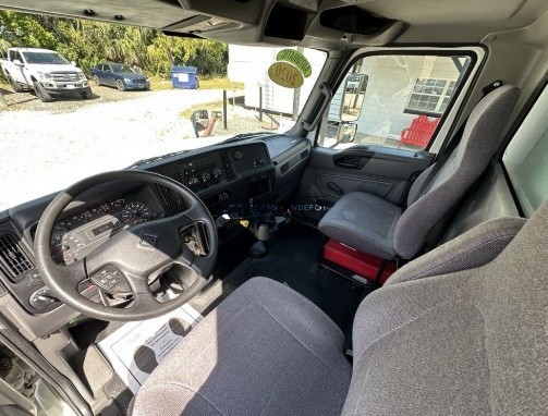 Truck Thumbnail 3