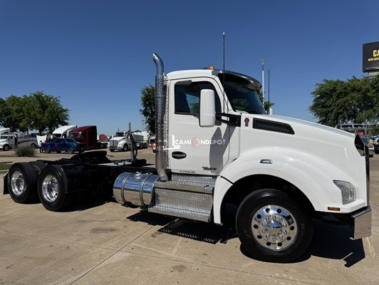 Truck Thumbnail 3