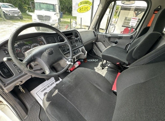 Truck Thumbnail 2
