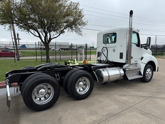 Truck Thumbnail 2