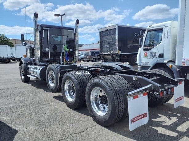 Truck Thumbnail 4