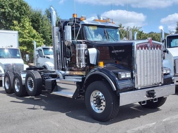 Truck Thumbnail 3