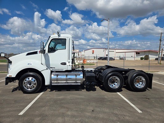 Truck Thumbnail 4