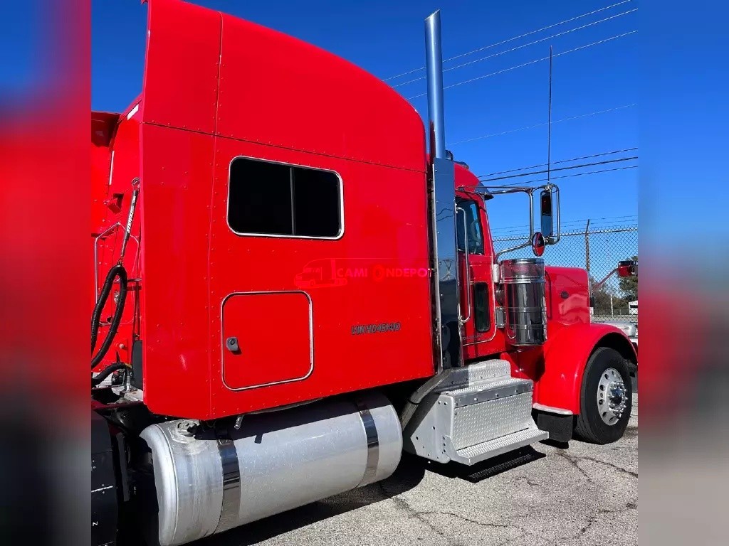 Truck Thumbnail 3