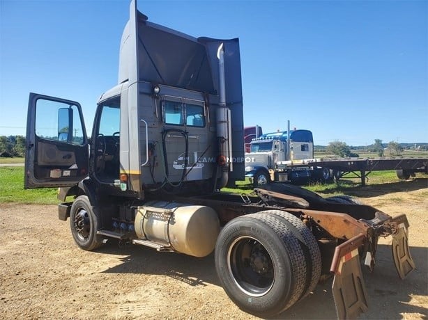 Truck Thumbnail 2