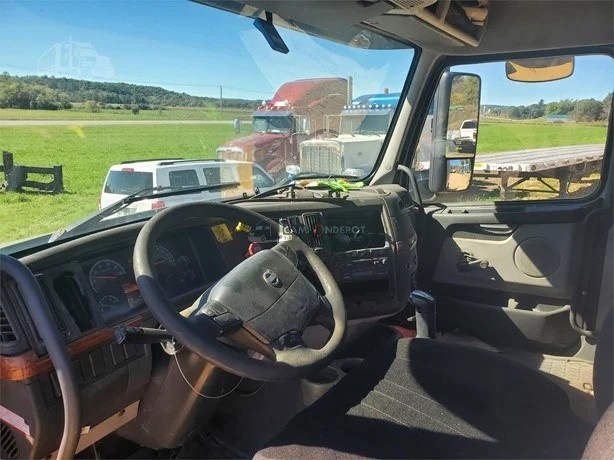 Truck Thumbnail 4