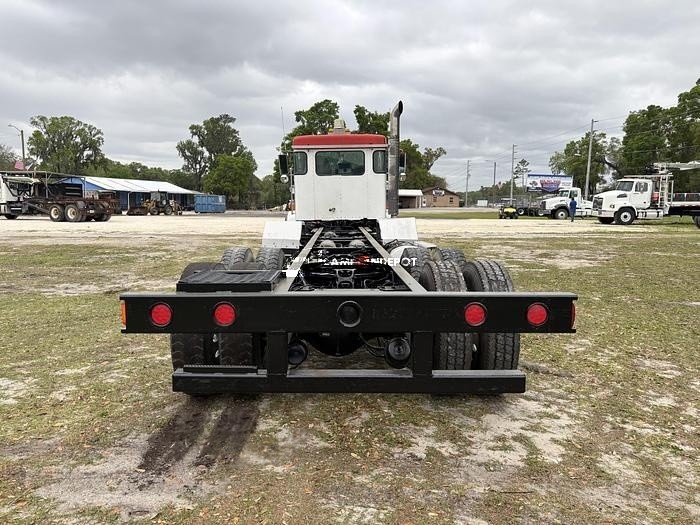 Truck Thumbnail 3