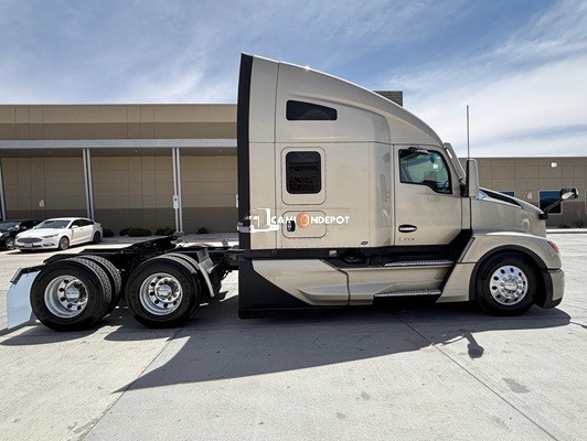 Truck Thumbnail 2