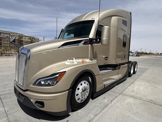 Truck Thumbnail 3