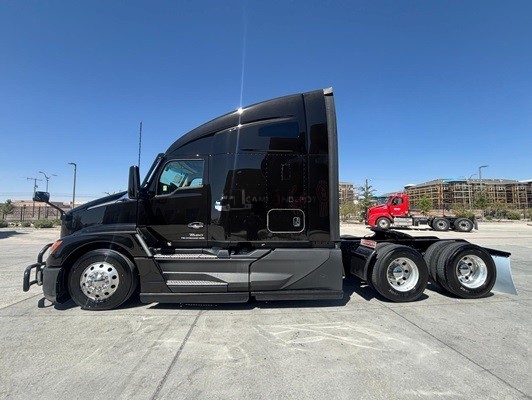 Truck Thumbnail 4