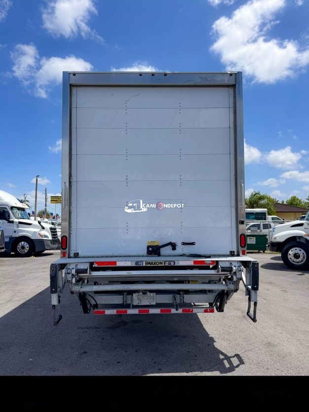 Truck Thumbnail 3