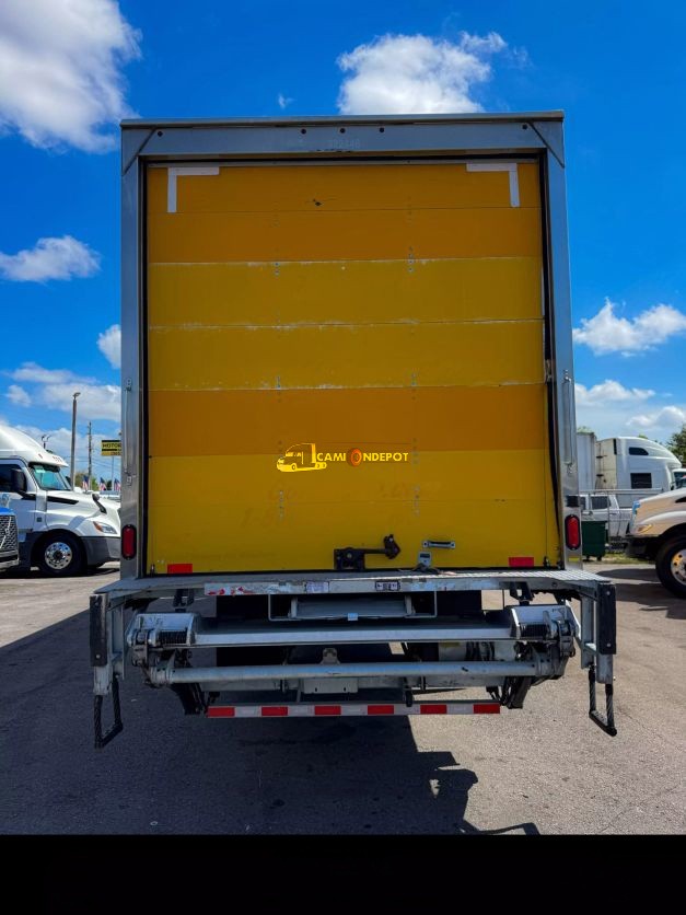 Truck Thumbnail 4