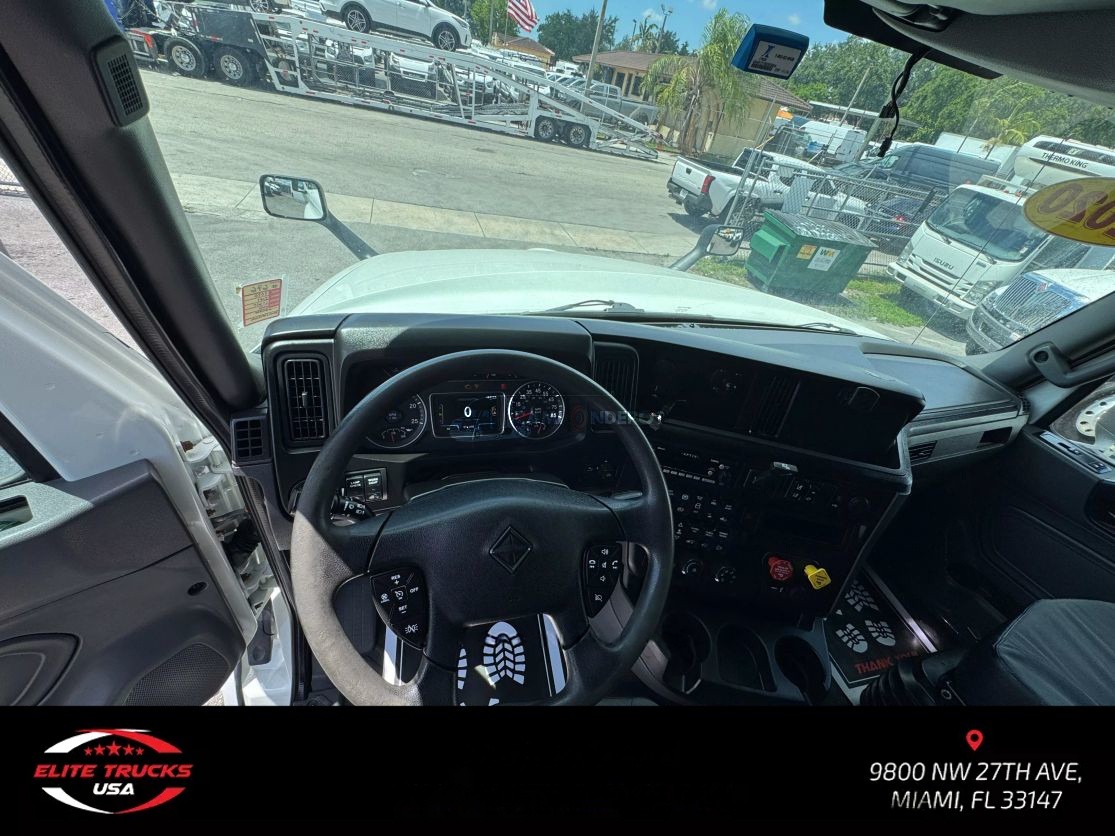 Truck Thumbnail 4