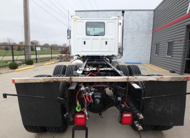 Truck Thumbnail 3