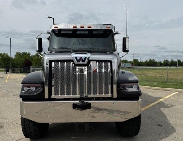 Truck Thumbnail 2