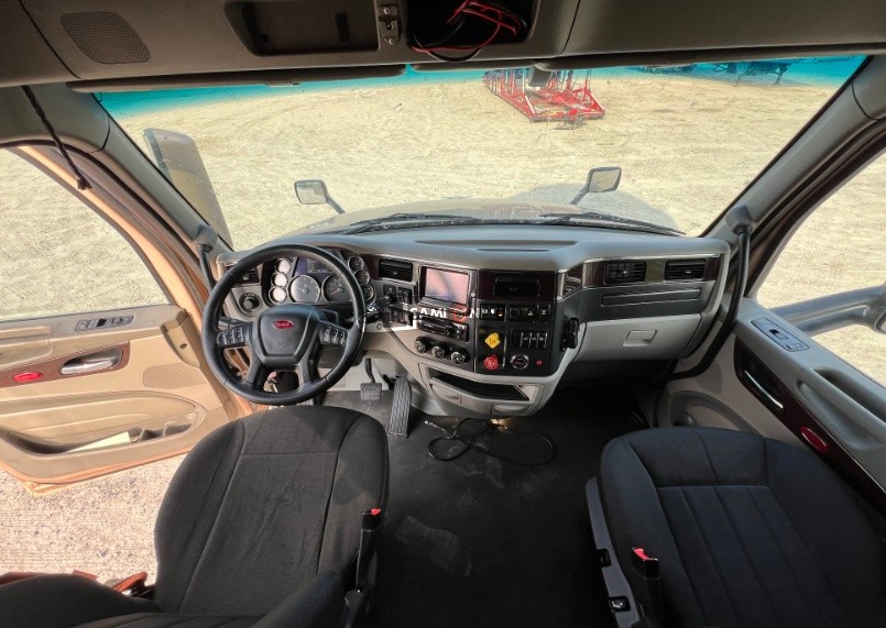 Truck Thumbnail 4