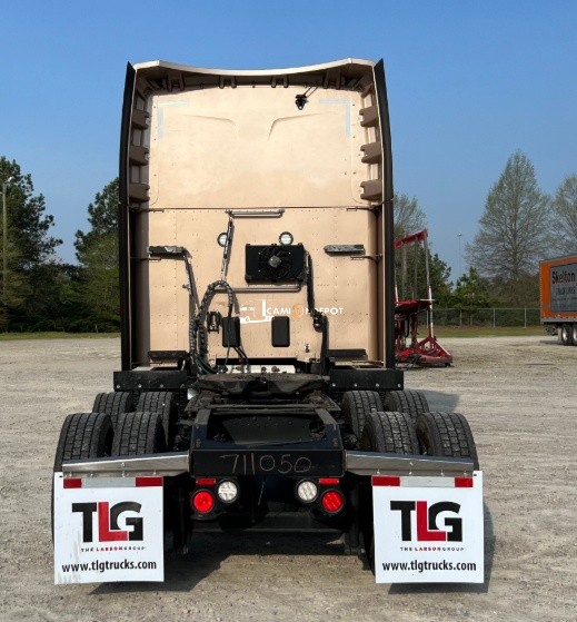 Truck Thumbnail 5