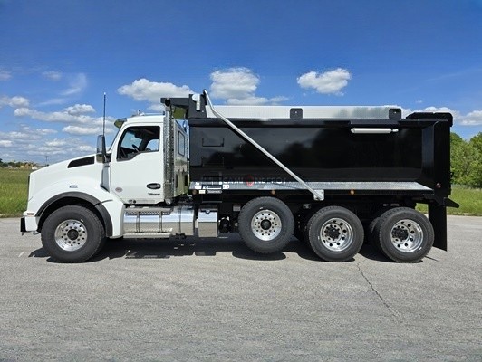 Truck Thumbnail 4