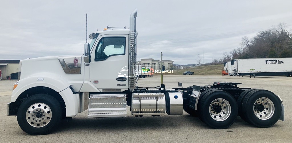 Truck Thumbnail 4