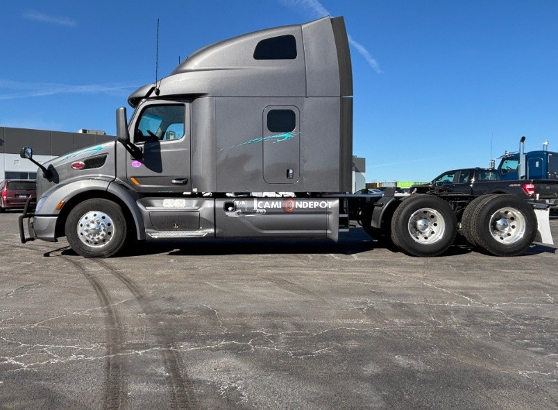 Truck Thumbnail 3