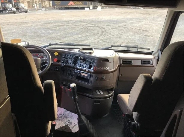 Truck Thumbnail 4