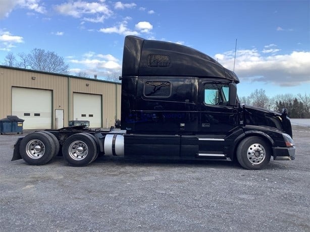 Truck Thumbnail 2