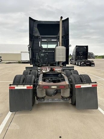 Truck Thumbnail 3