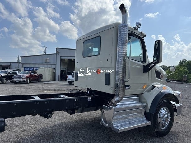 Truck Thumbnail 4